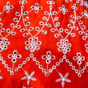 Boatneck, 3/4 sleeve, eyelet